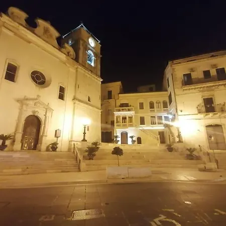 10 Posti Con Cucina E Parcheggio Privato Gratuito Apartment *