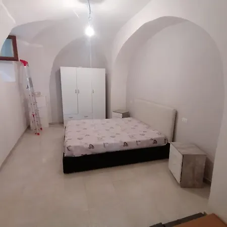 10 Posti Con Cucina E Parcheggio Privato Gratuito * Candela